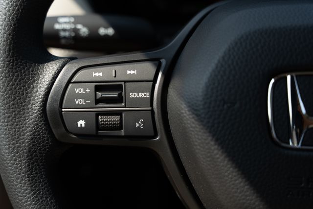 2026 Honda HR-V LX photo 21