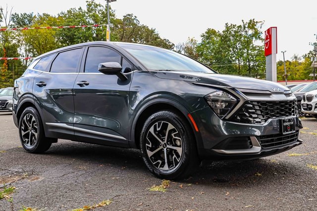 2023 Kia Sportage EX's photo