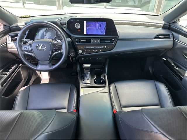 2025 Lexus ES 300h Premium photo 17