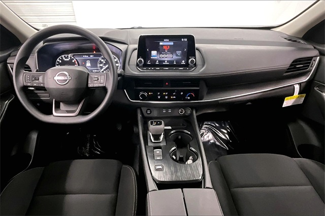 2025 Nissan Rogue S photo 5
