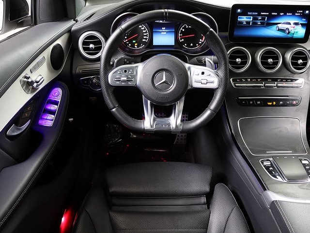 2022 Mercedes Benz GLC 43 AMG 4MATIC photo 3