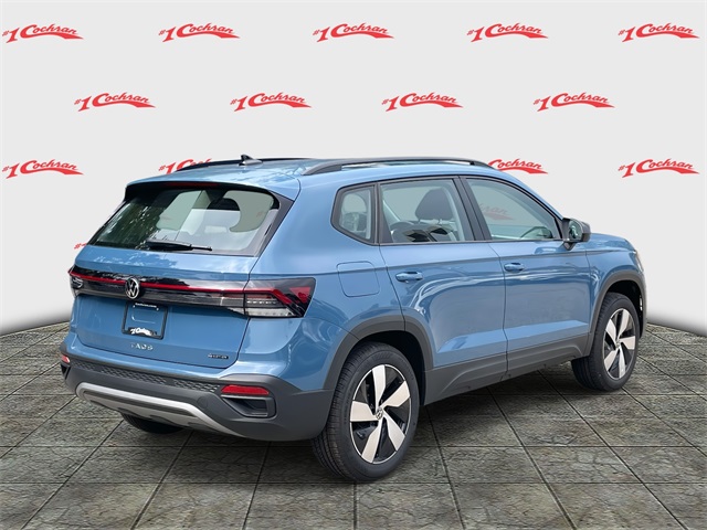 2025 Volkswagen Taos S photo 3