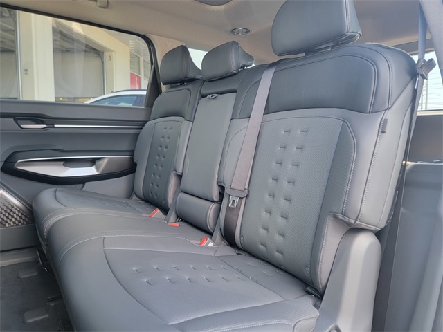 2026 Kia EV9 Wind photo 12