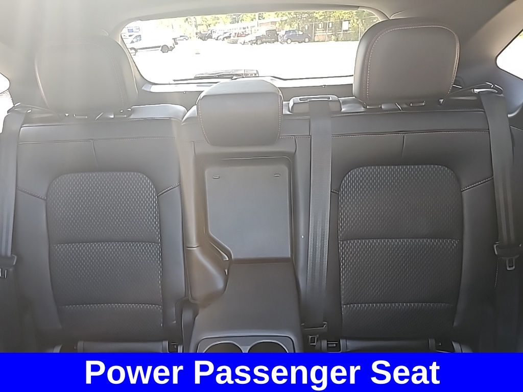 2025 Ford Escape ST-Line Select photo 17