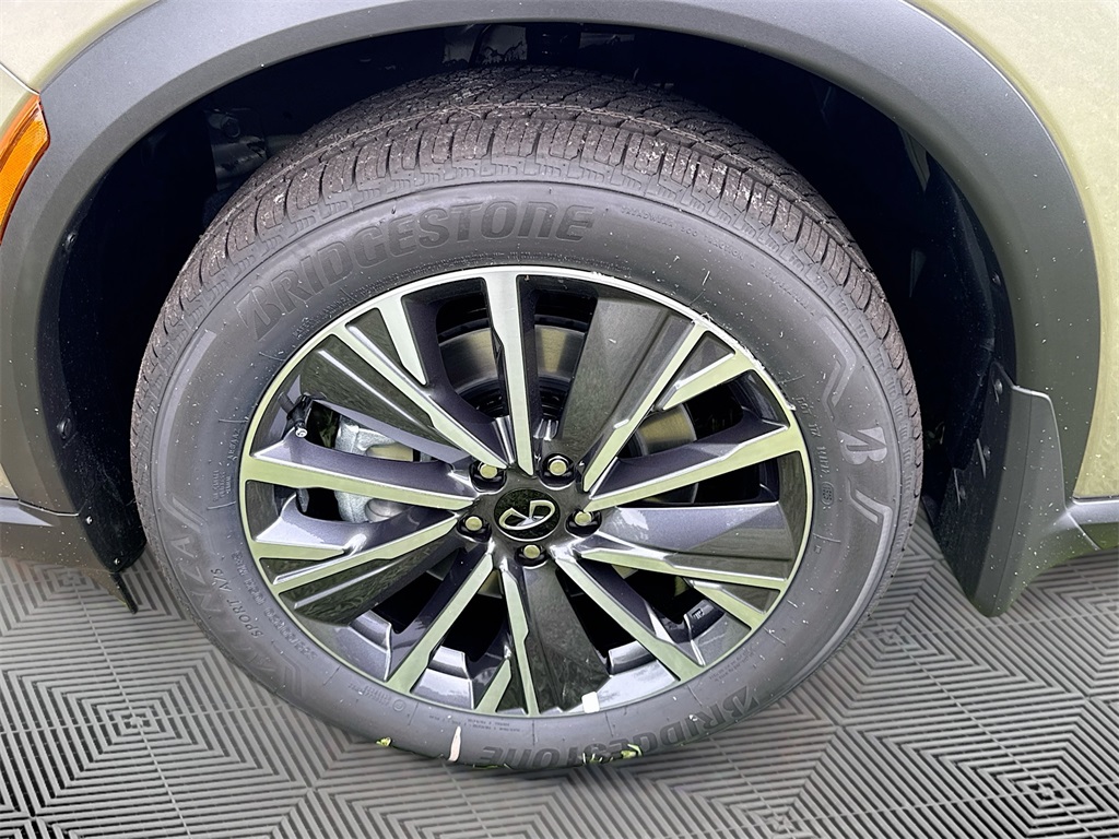 2026 Infiniti QX60 Luxe photo 33
