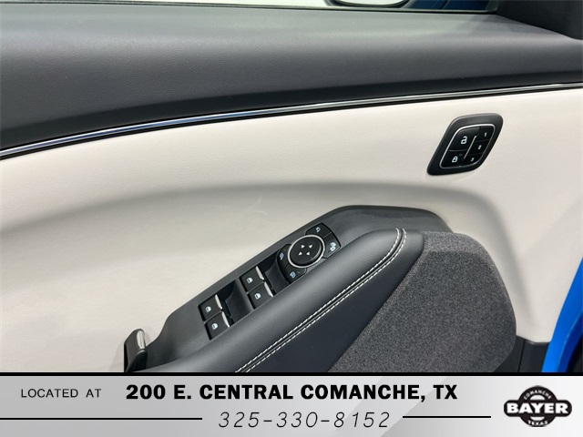2023 Ford Mustang Mach-E Premium photo 13