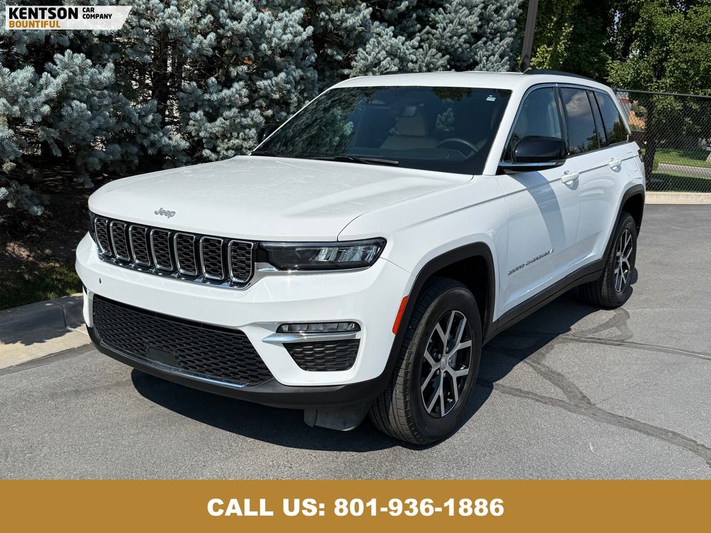 2024 Jeep Grand Cherokee Limited photo 2