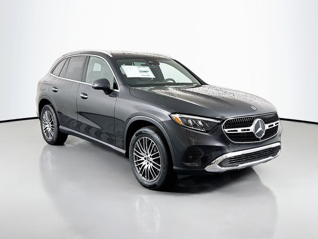 2026 Mercedes-Benz GLC Base's photo