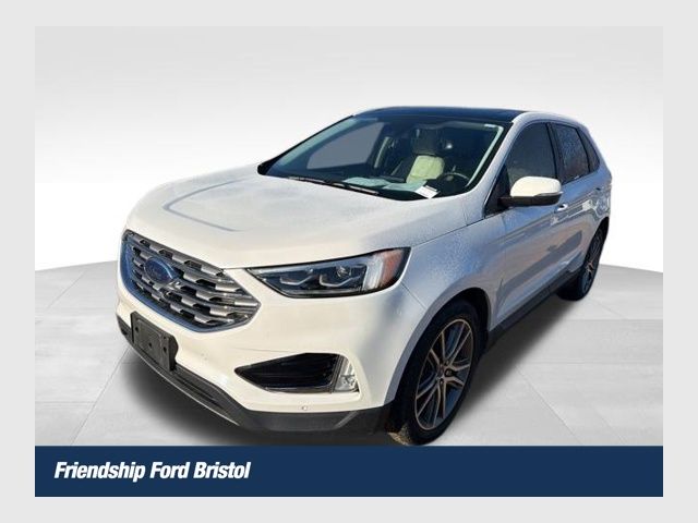2022 Ford Edge Titanium's photo
