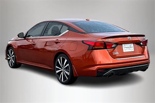 2022 Nissan Altima 2.5 SR photo 4