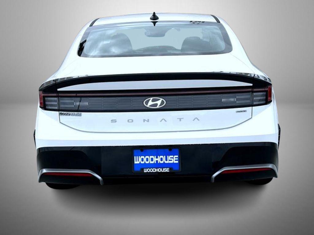 2025 Hyundai Sonata Hybrid SEL photo 6