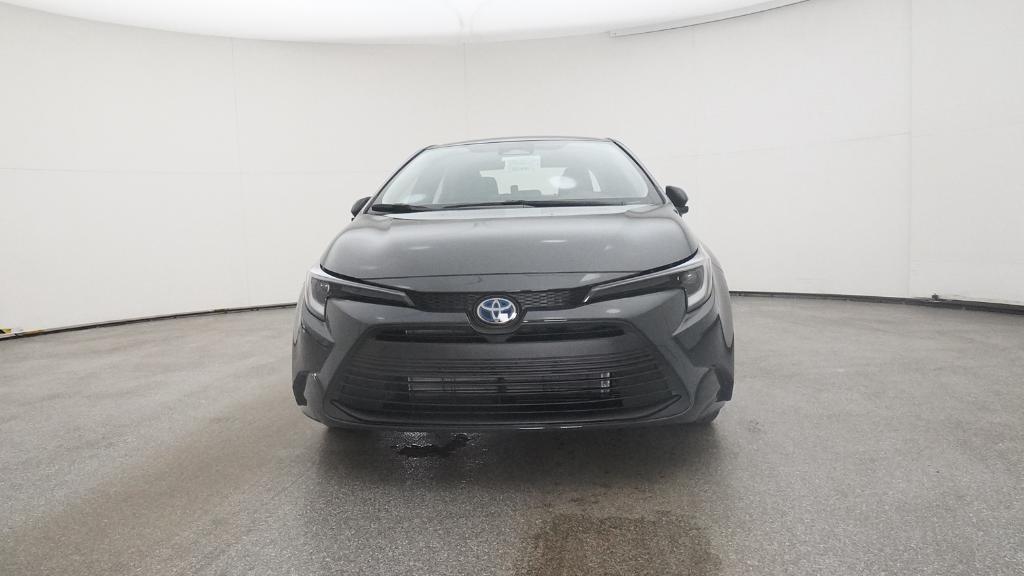 2025 Toyota Corolla Hybrid LE photo 3