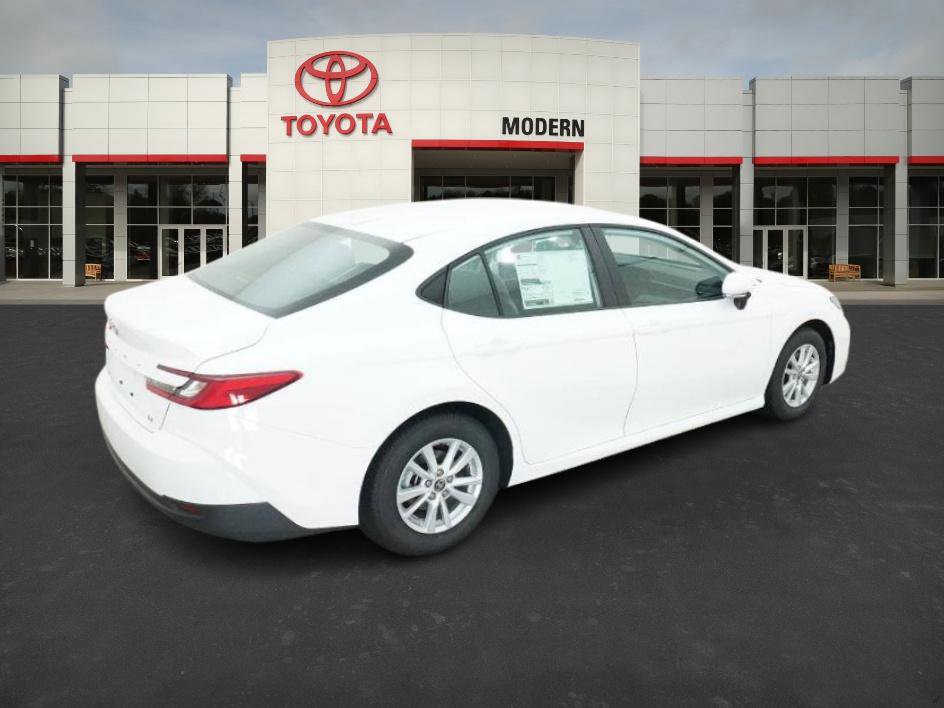2025 Toyota Camry LE photo 21