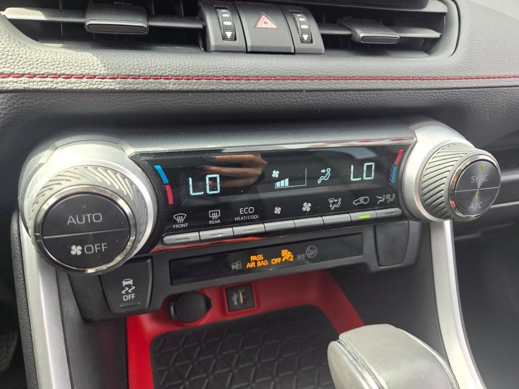 2023 Toyota RAV4 TRD photo 22