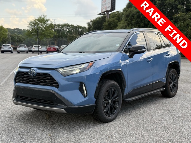 2022 Toyota RAV4 Hybrid XSE photo 3