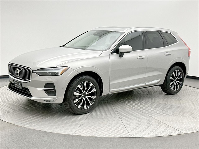 2023 Volvo XC60 Plus
