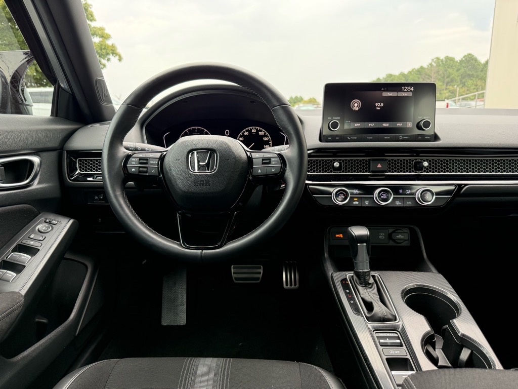 2025 Honda Civic Sport photo 9