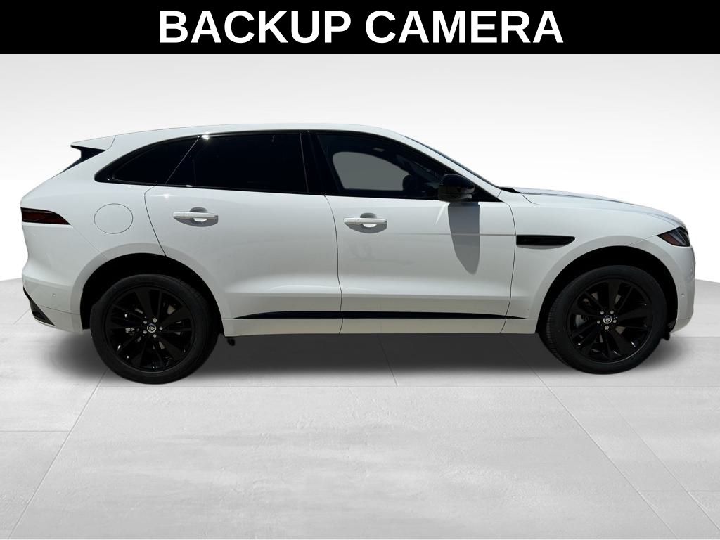 2025 Jaguar F-PACE P250 R-Dynamic S photo 17