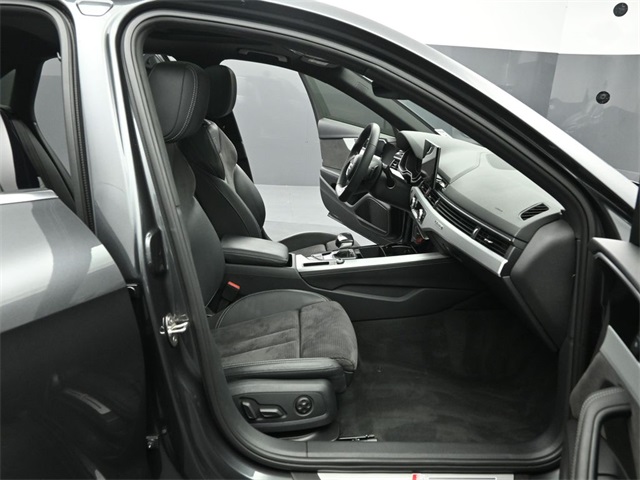 2020 AUDI A4 - Image 30