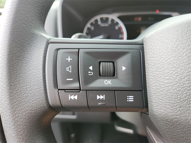 2026 Nissan Rogue S photo 13
