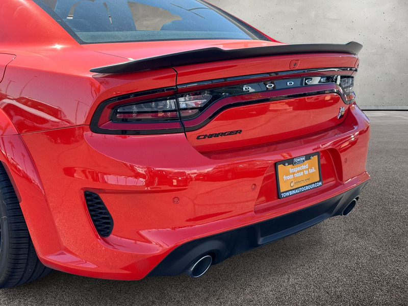 2023 Dodge Charger R/T Scat Pack Widebody photo 3