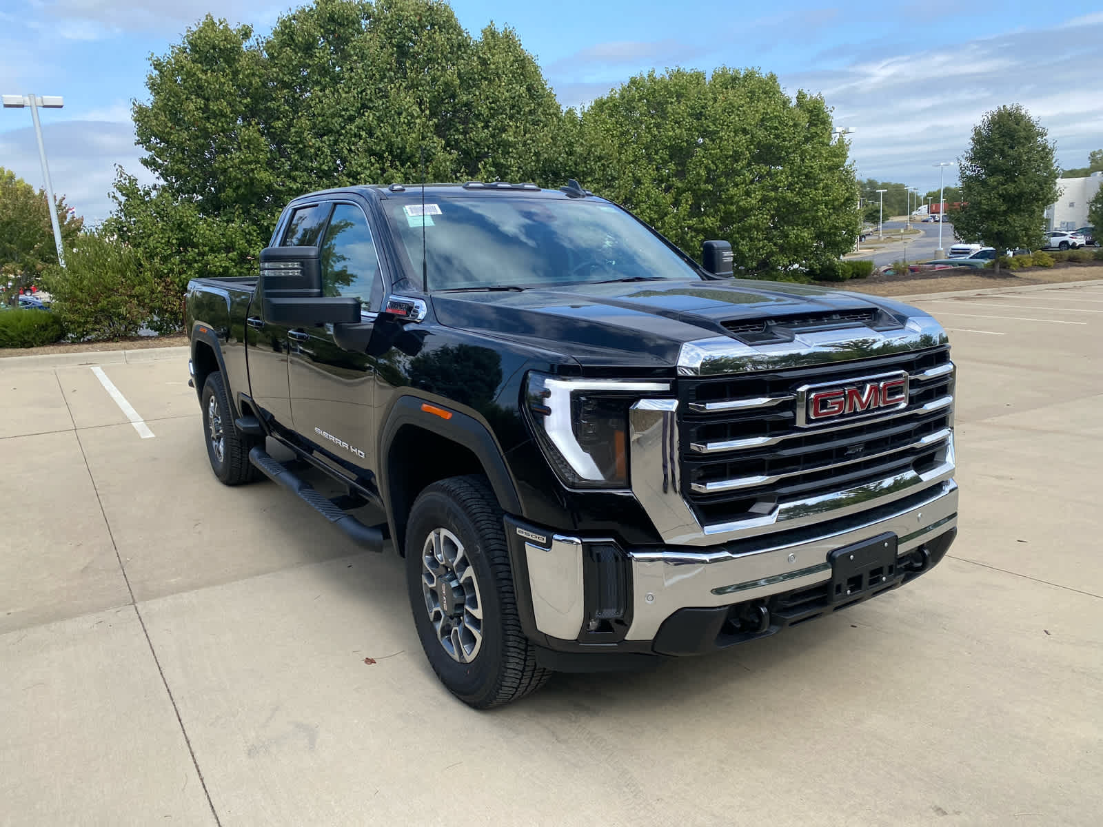 2026 Gmc Sierra 2500 HD SLE photo 4