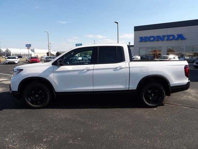2025 Honda Ridgeline Black Edition photo 4