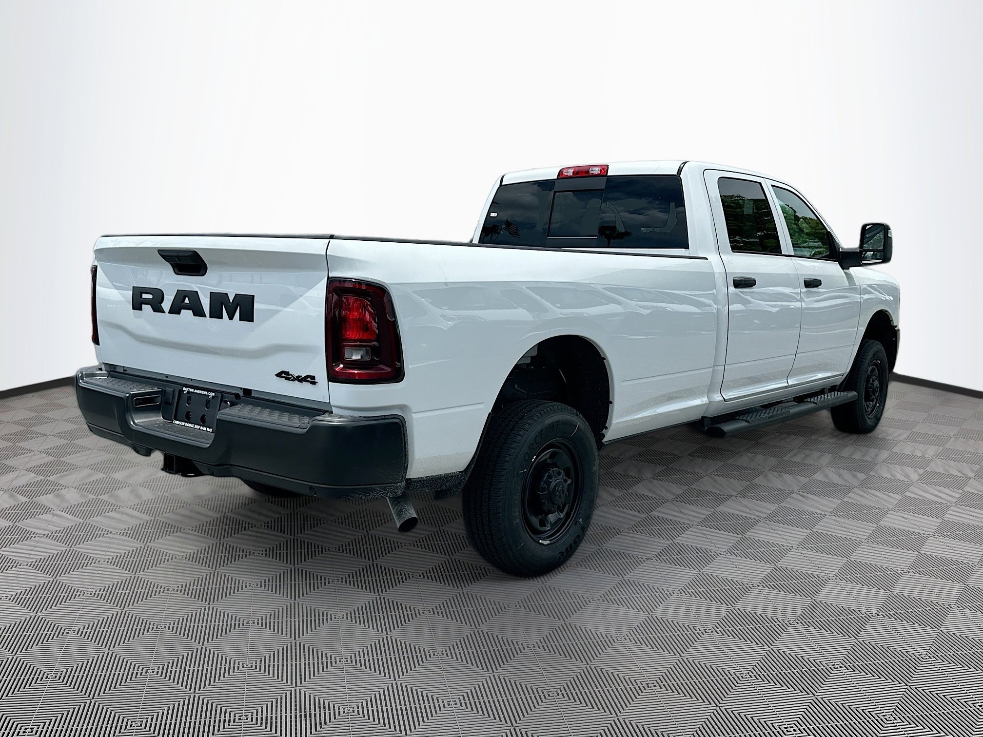 2025 Ram 2500 Tradesman photo 4