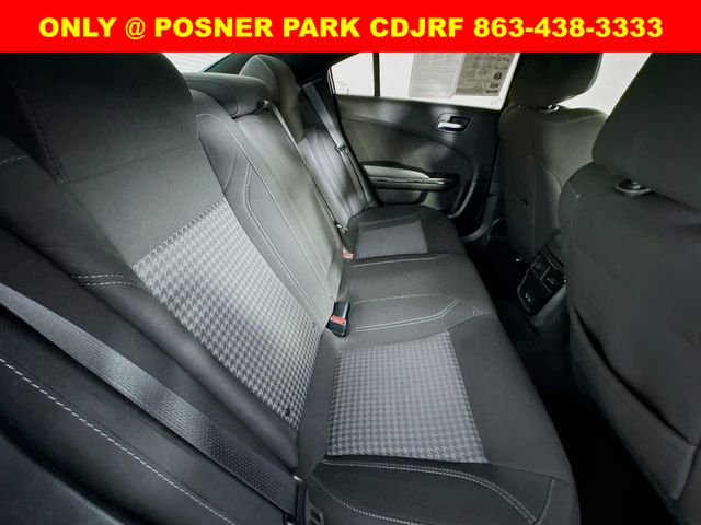 2023 Dodge Charger SXT photo 23