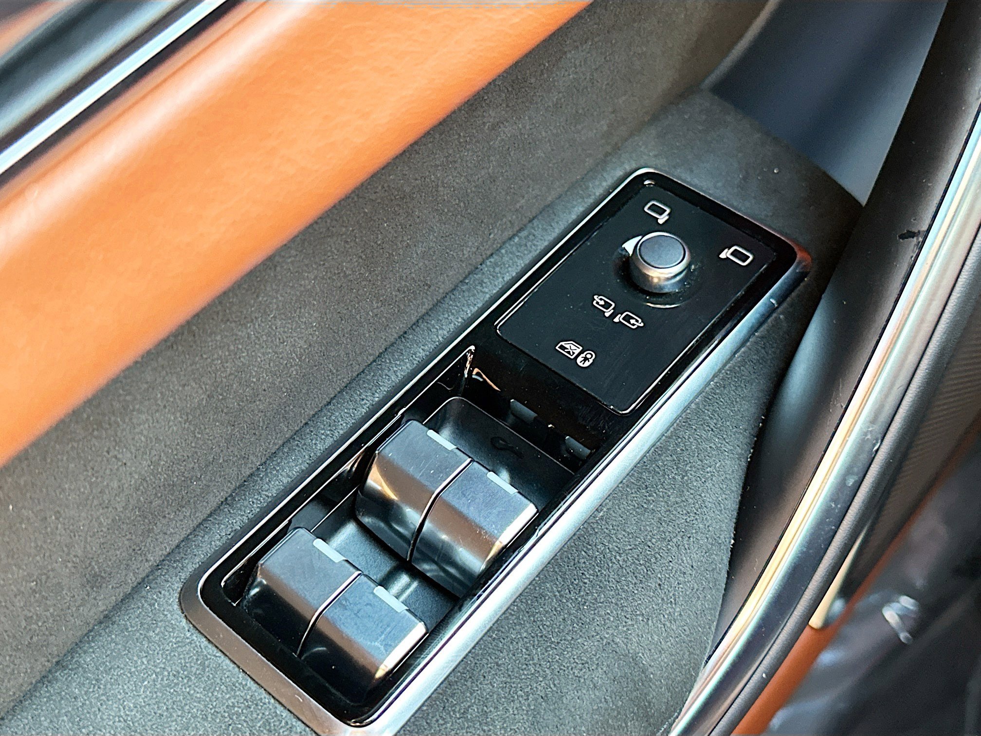2021 Jaguar F-PACE SVR photo 17