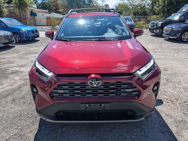 2022 Toyota RAV4 Limited photo 2
