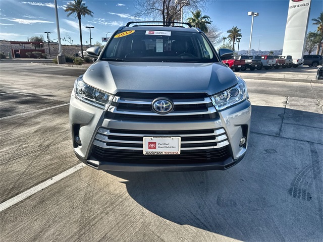 2019 Toyota Highlander Hybrid XLE photo 2