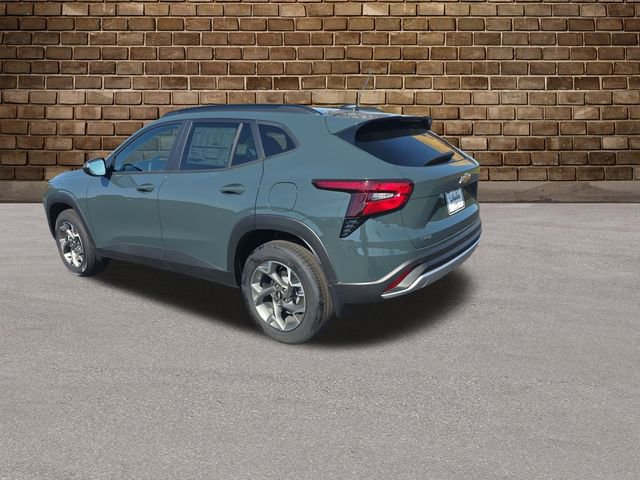2026 Chevrolet Trax LT photo 3