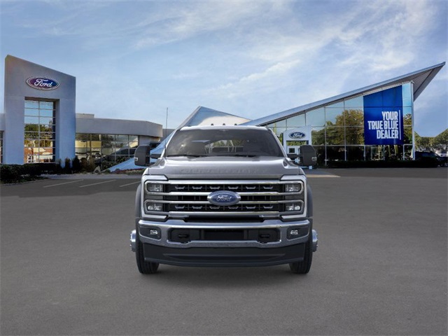 2025 Ford F-550 Lariat photo 5