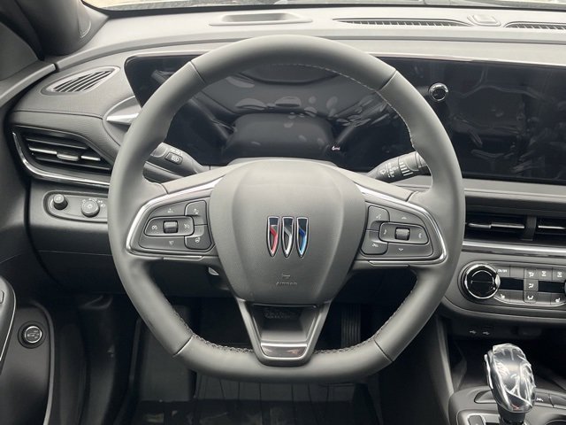 2025 Buick Envista Preferred photo 12