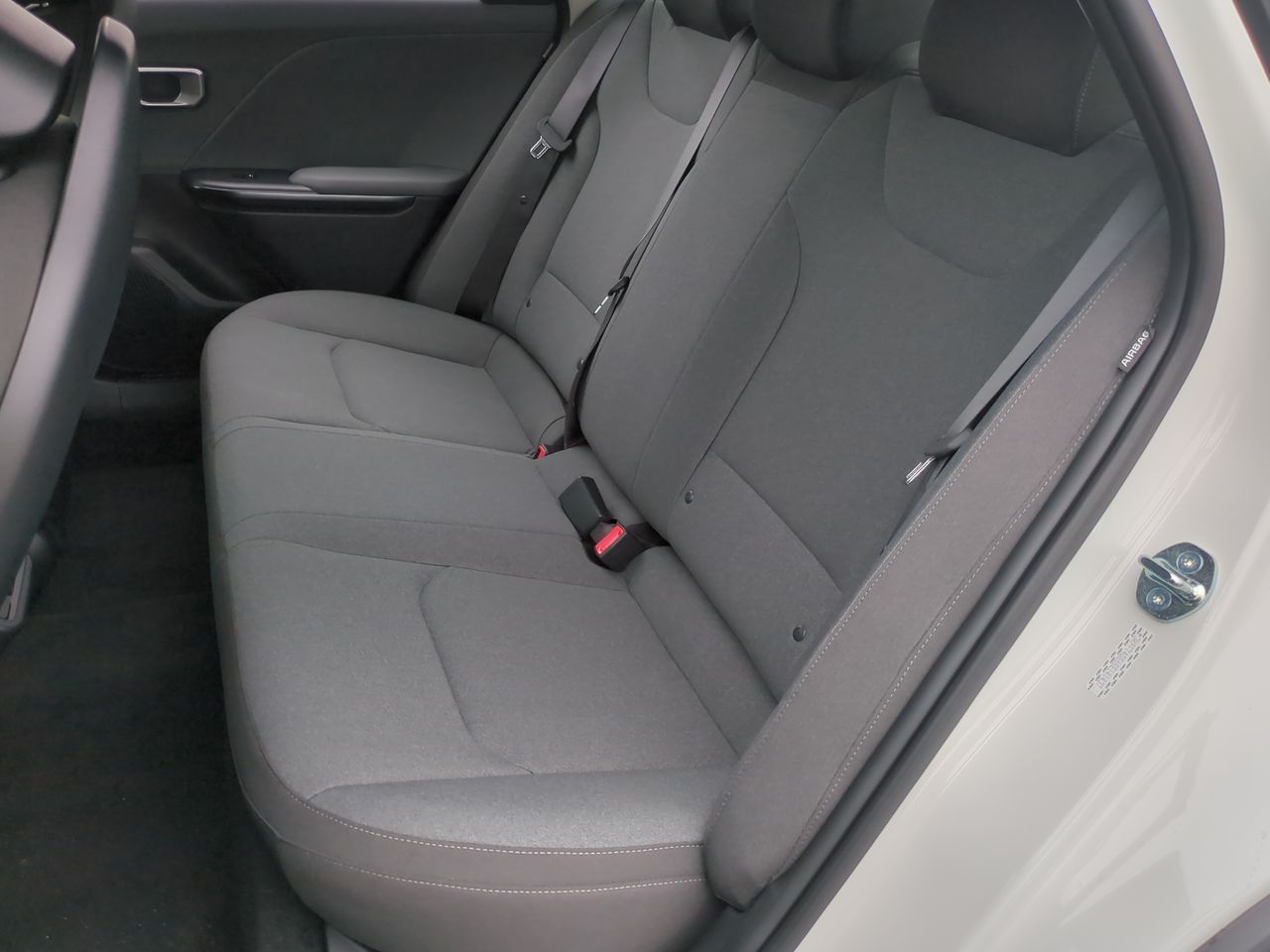 2025 Kia K4 LX photo 21