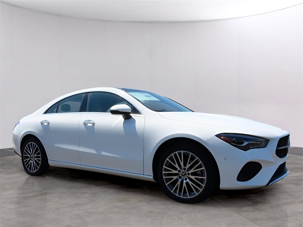 2025 Mercedes Benz CLA 250 4MATIC photo 3