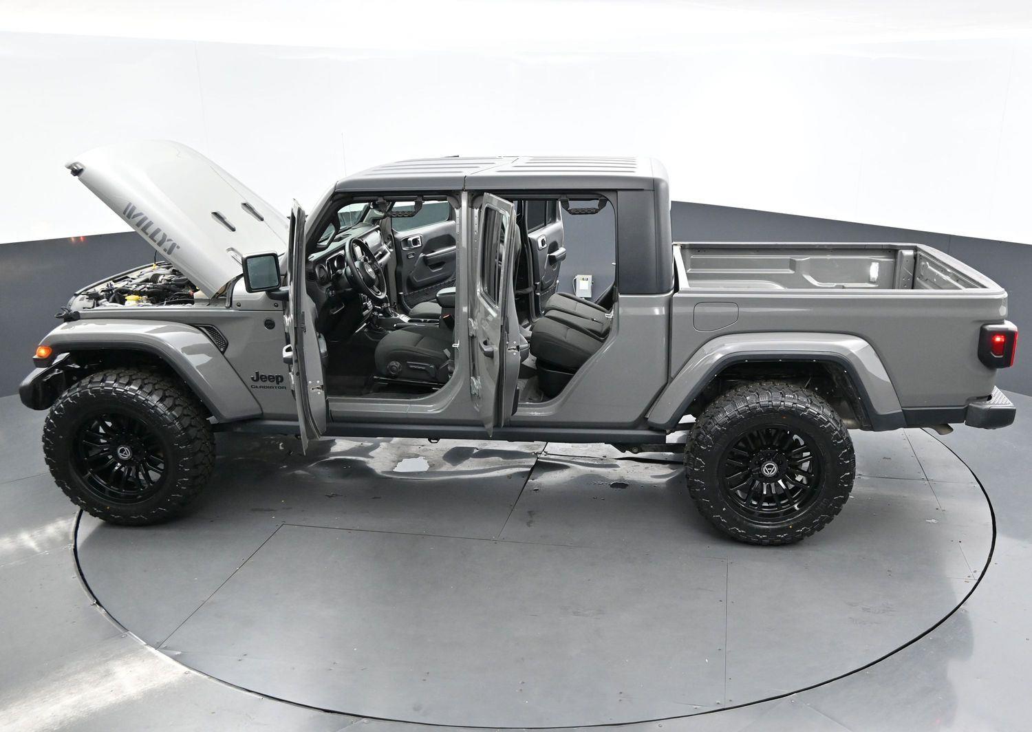 2021 Jeep Gladiator Willys photo 29