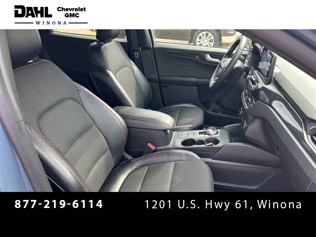 2025 Ford Escape ST-Line Select photo 28