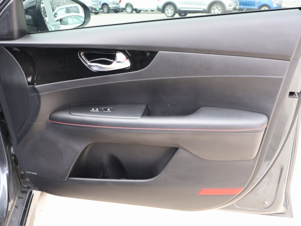 2021 Kia Forte GT photo 8