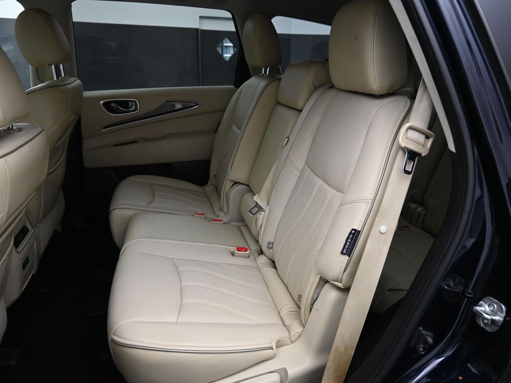 2019 Infiniti QX60 Luxe photo 24