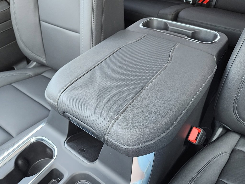 2025 Gmc Sierra 1500 SLT photo 30