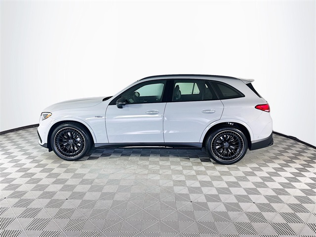 2026 Mercedes Benz GLC 43 photo 4