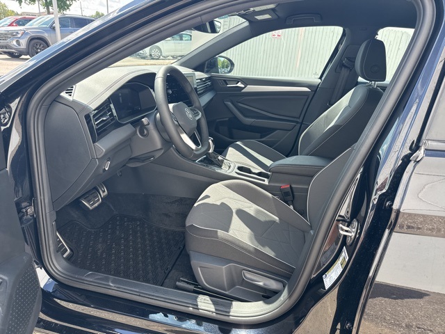 2025 Volkswagen Jetta 1.5T Sport photo 10