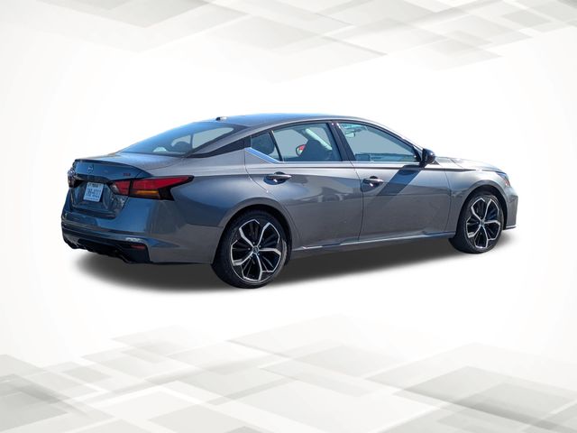 2024 Nissan Altima 2.5 SR photo 4