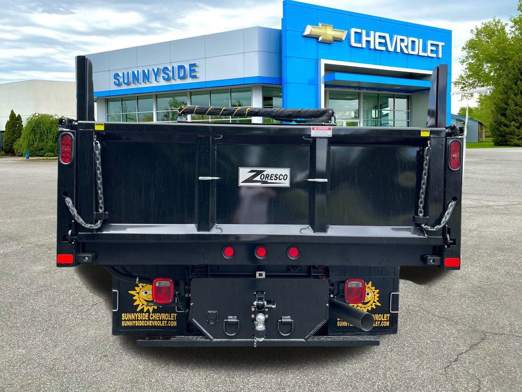 2024 Chevrolet Silverado 4500HD Work Truck photo 3