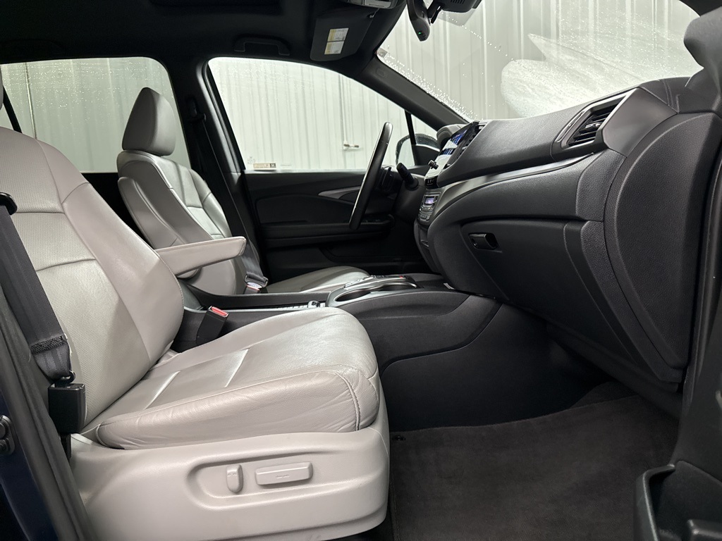 2022 Honda Passport EX-L photo 28