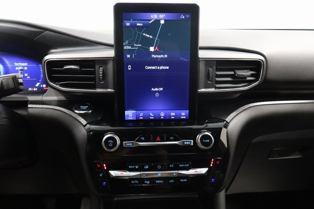 2023 Ford Explorer ST photo 18