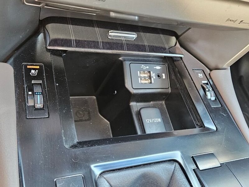 2021 Lexus GX 460 Premium photo 20