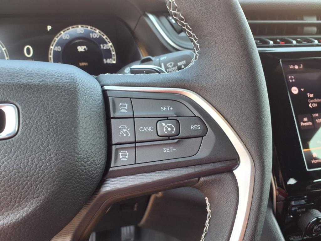 2025 Jeep Grand Cherokee Altitude X photo 14